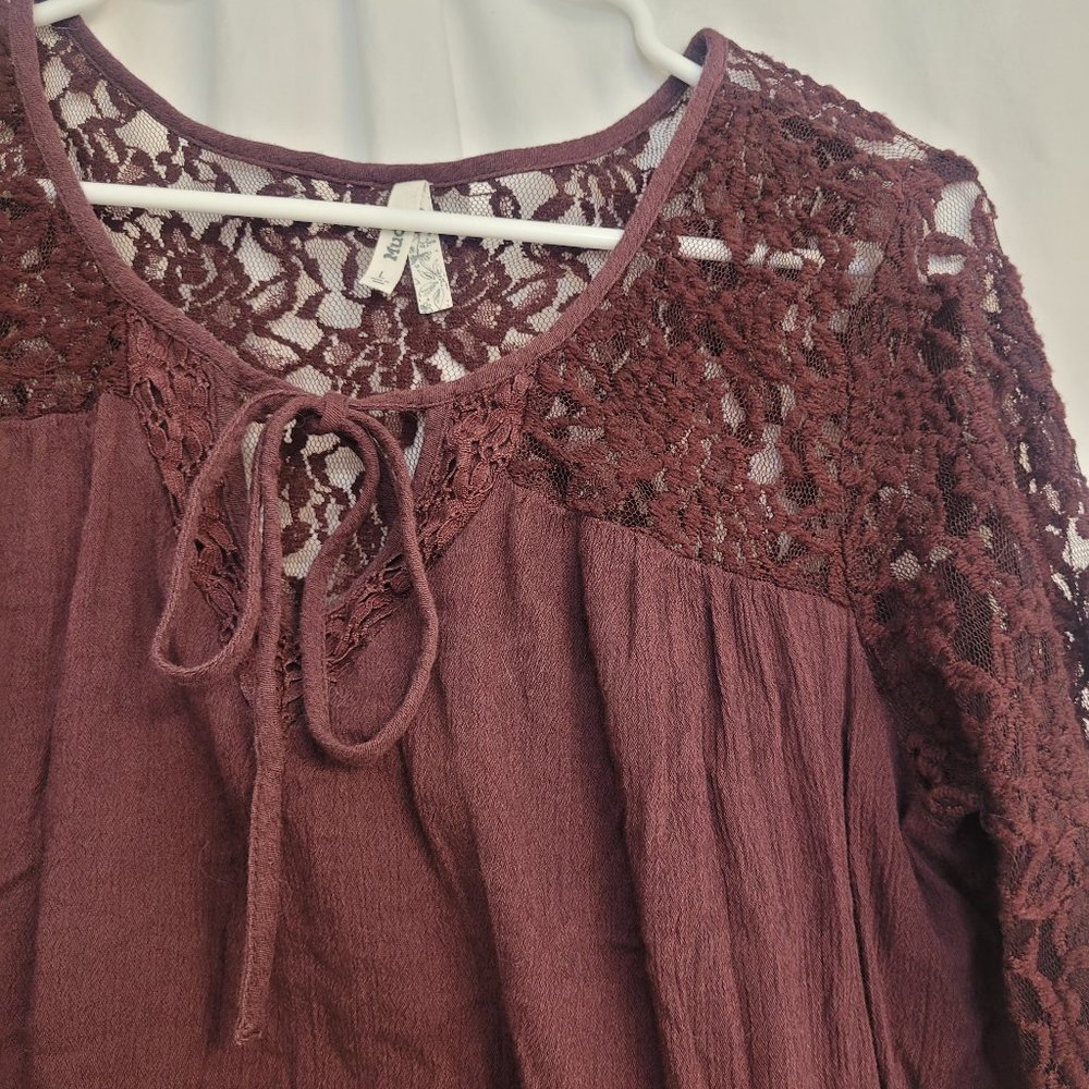 Mudd Burgundy Lace Accent Tie Front Blouse - Picture 4 of 10